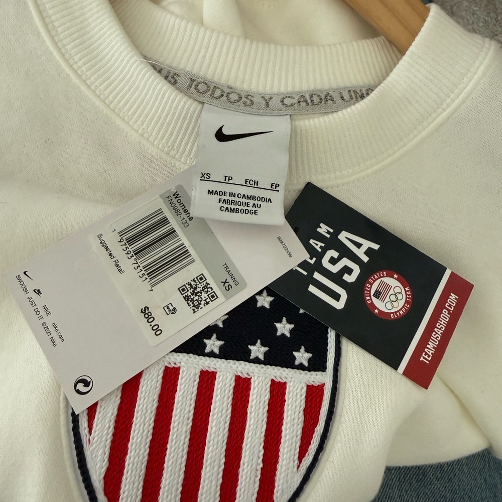NWT Nike Women's White Team USA PHX Fleece 1924 Pullover Sweatshirt - 1 XS, 2 M - Picture 9 of 10